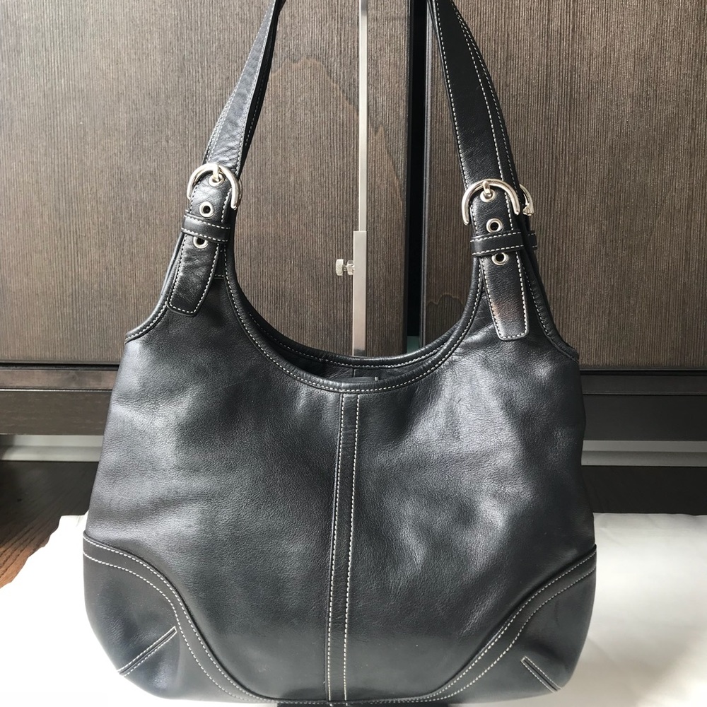 Coach Black Leather Shoulder Bag